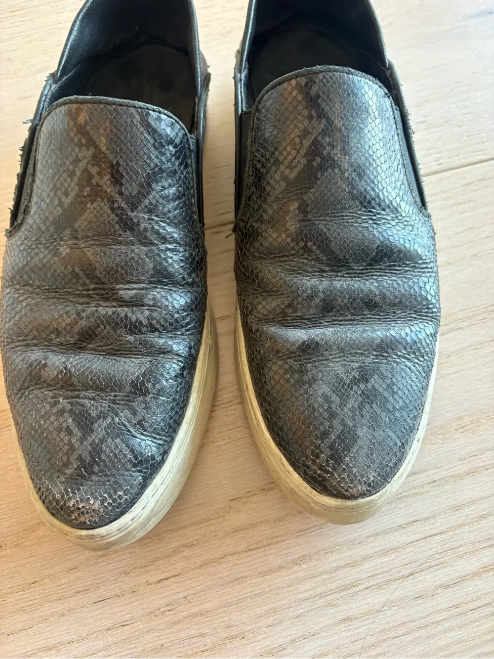 Vince “Garvey” Black Snakeskin-embossed Leather Women’s Size 8 Slip-on Sneakers